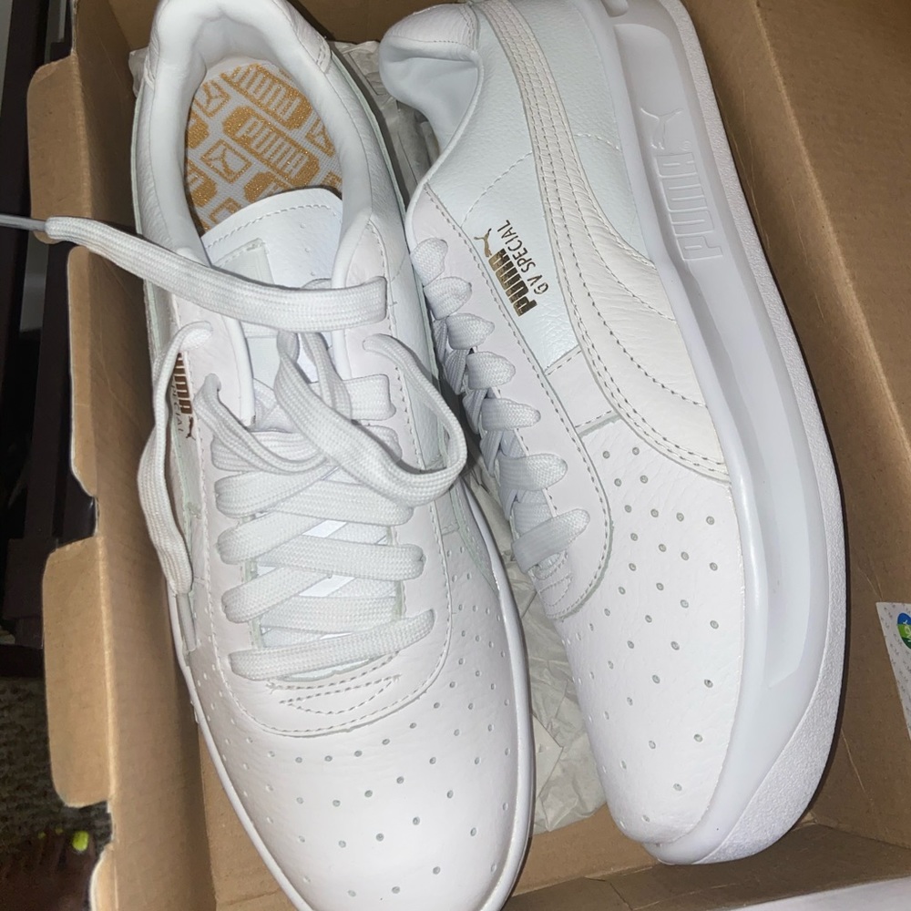 Puma Sneakers all white